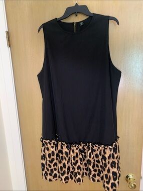 🖤🤎PLUS SIZE 3X BEAUTIFUL Black Dress with Leopard Ruffle Hem🖤🤎